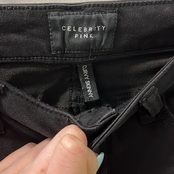 Celebrity pink jeans - Picture 3 of 4